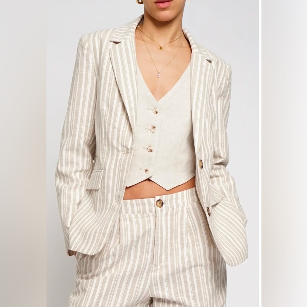 Banana Republic Striped Blazer and Pants Size 2 Beige Suit NWTO - Picture 6 of 15
